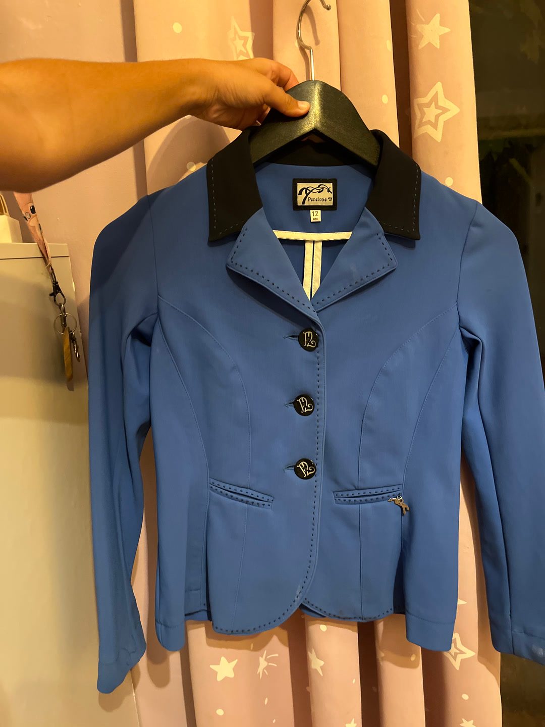 À vendre veste de concours Pénélope bleu taille 12 ans, média 6