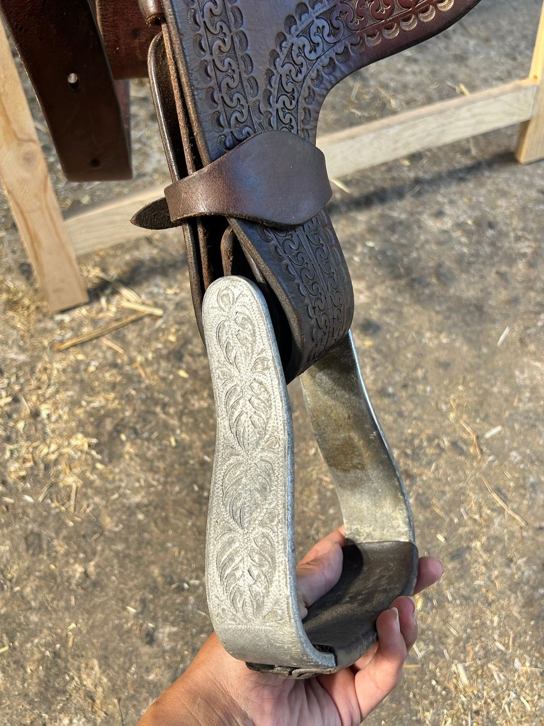 Selle western Pool’s 16", média 8