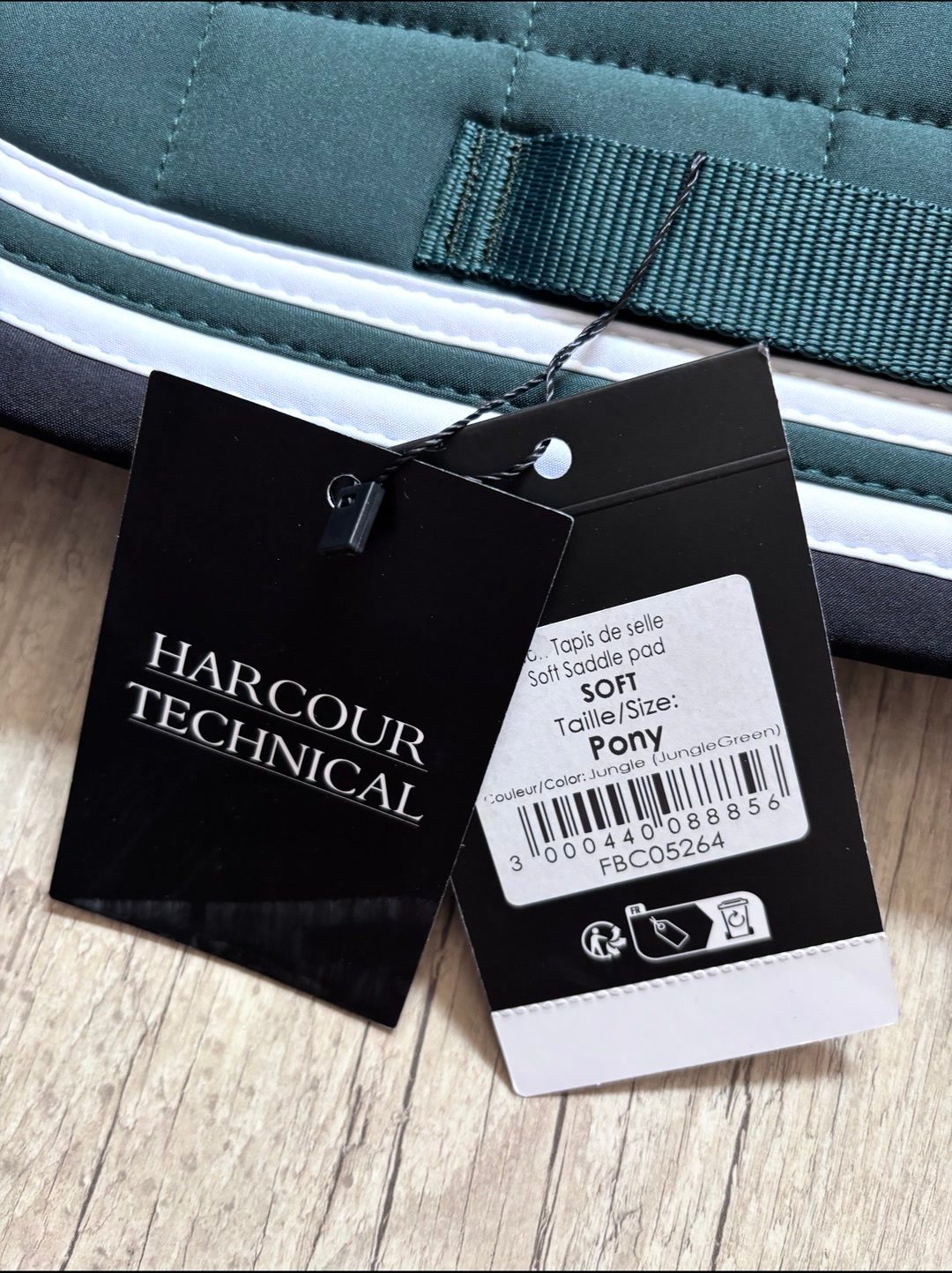 Tapis harcour poney NEUF, média 7