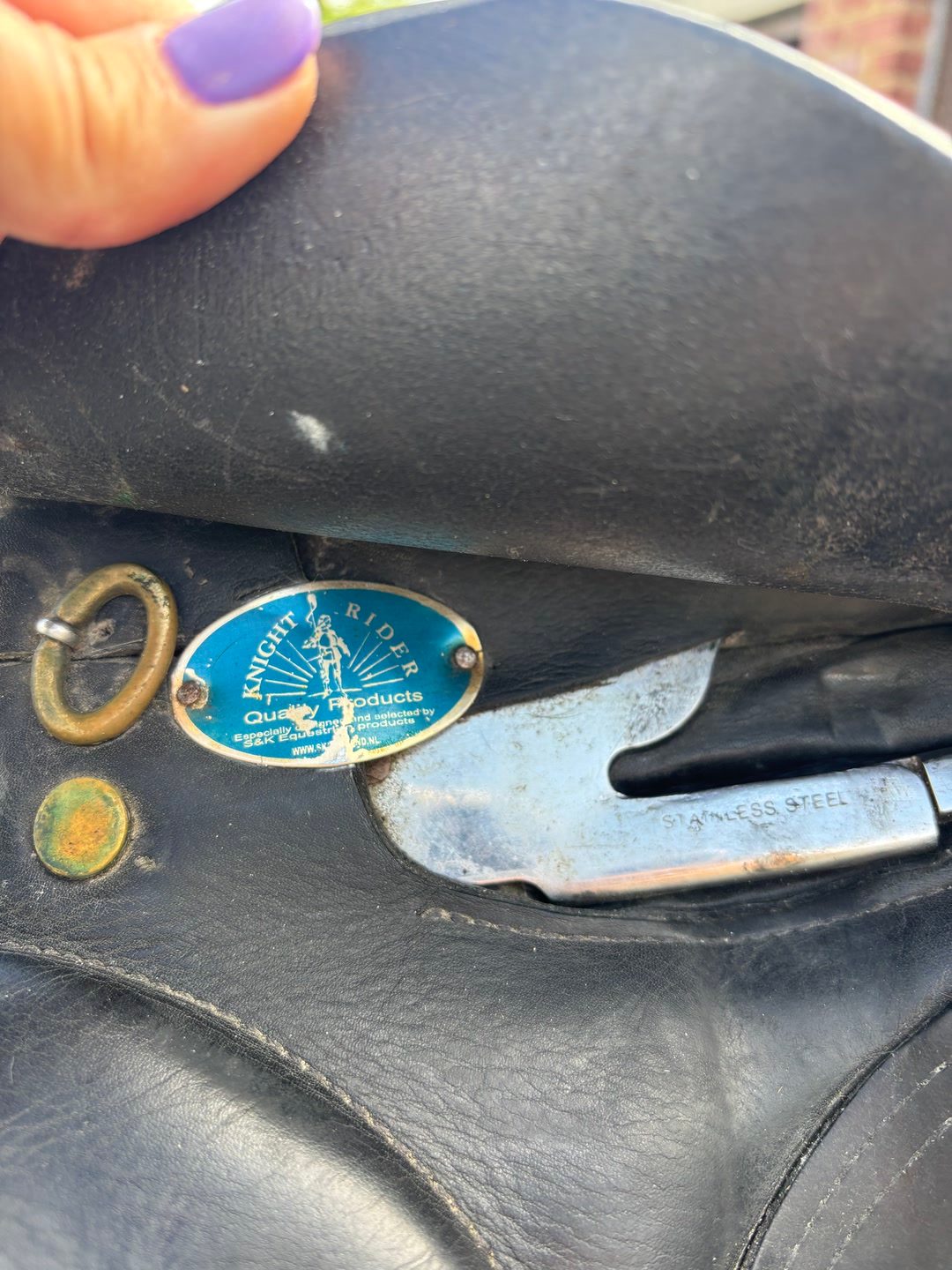 Selle de dressage en cuir noir de la marque Knight Rider (S&K Equestrian Products)., média 7