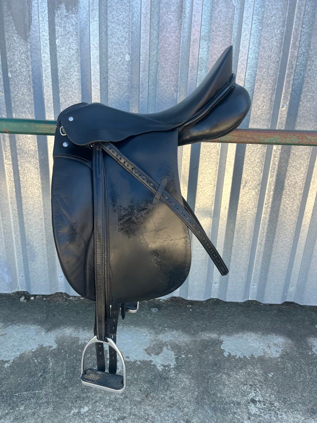 Selle de dressage, média 7