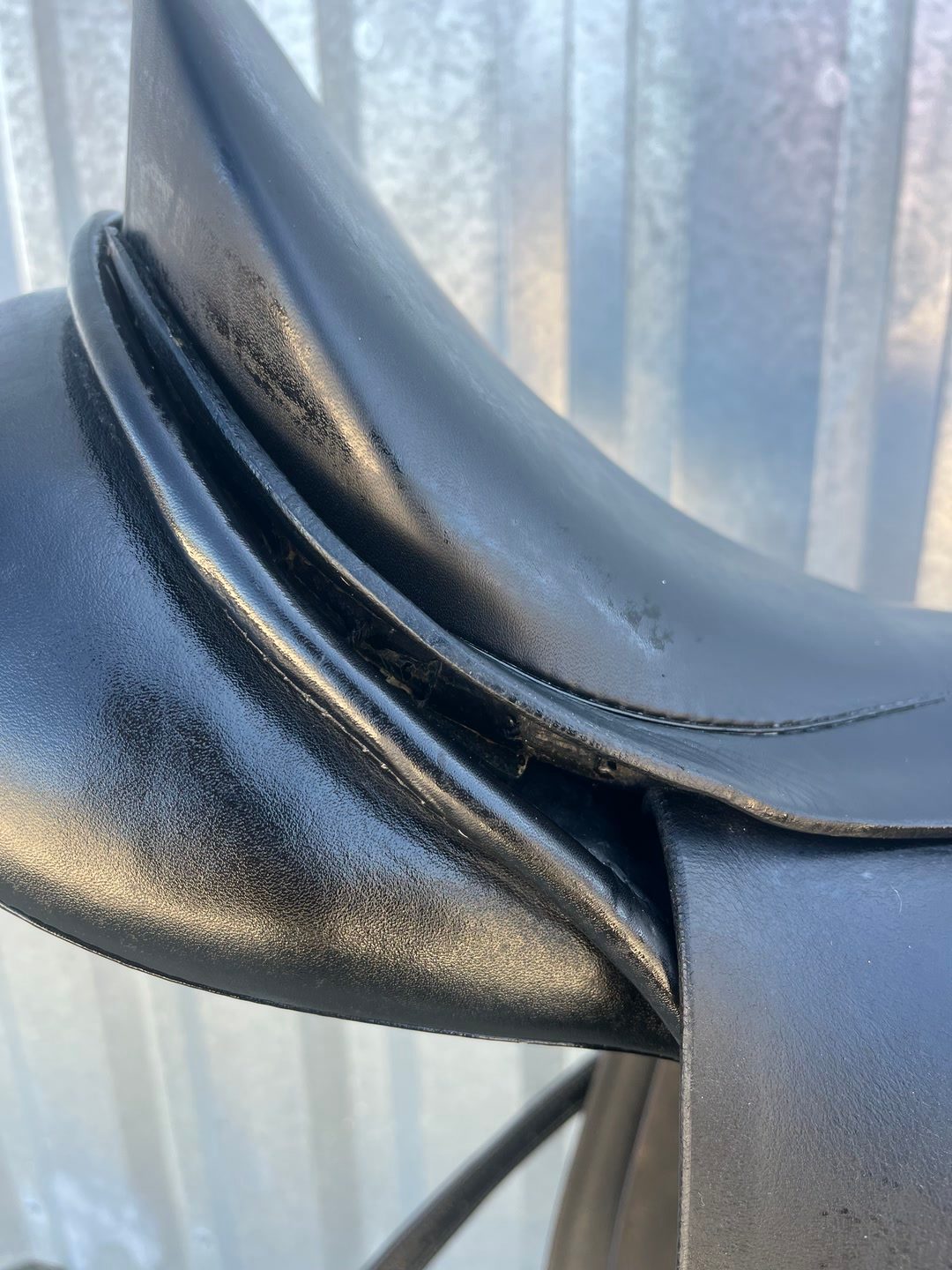 Selle de dressage, média 6