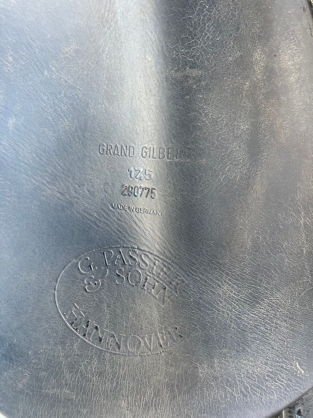 Selle de dressage, média 3