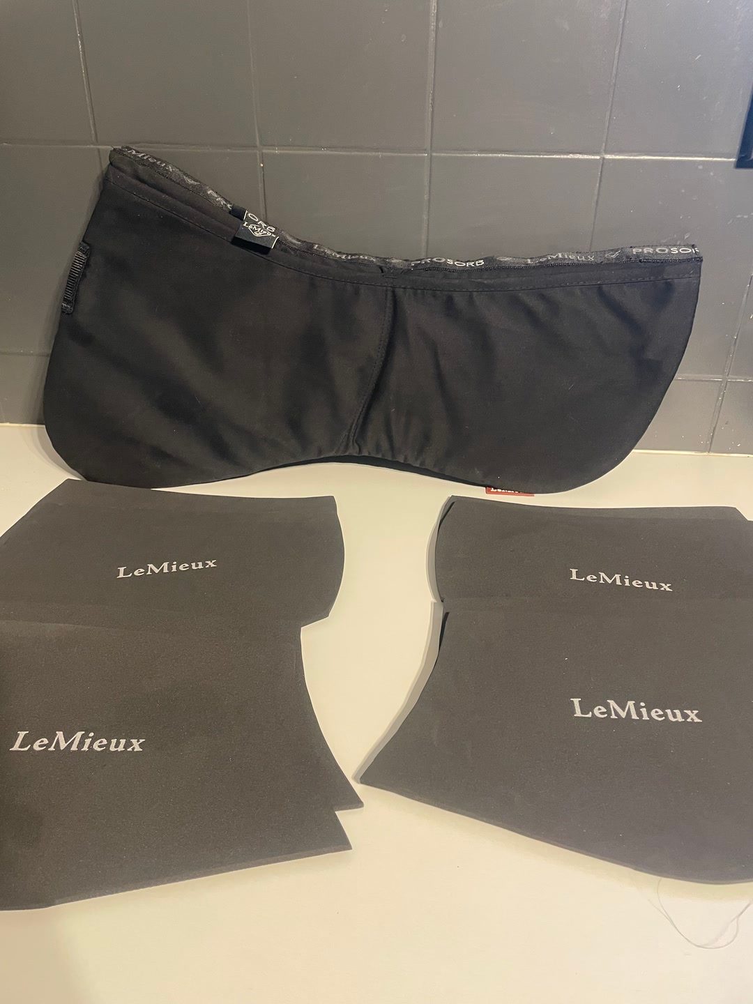 LeMieux Amortisseur Prosorb 2 Pocket Noir taille M, média 7