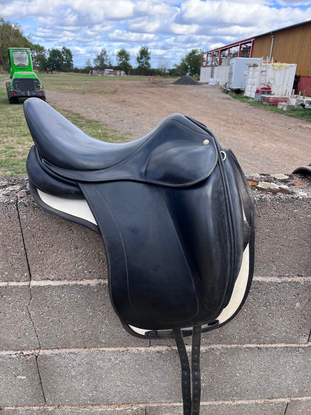 Selle de dressage Childeric, média 6
