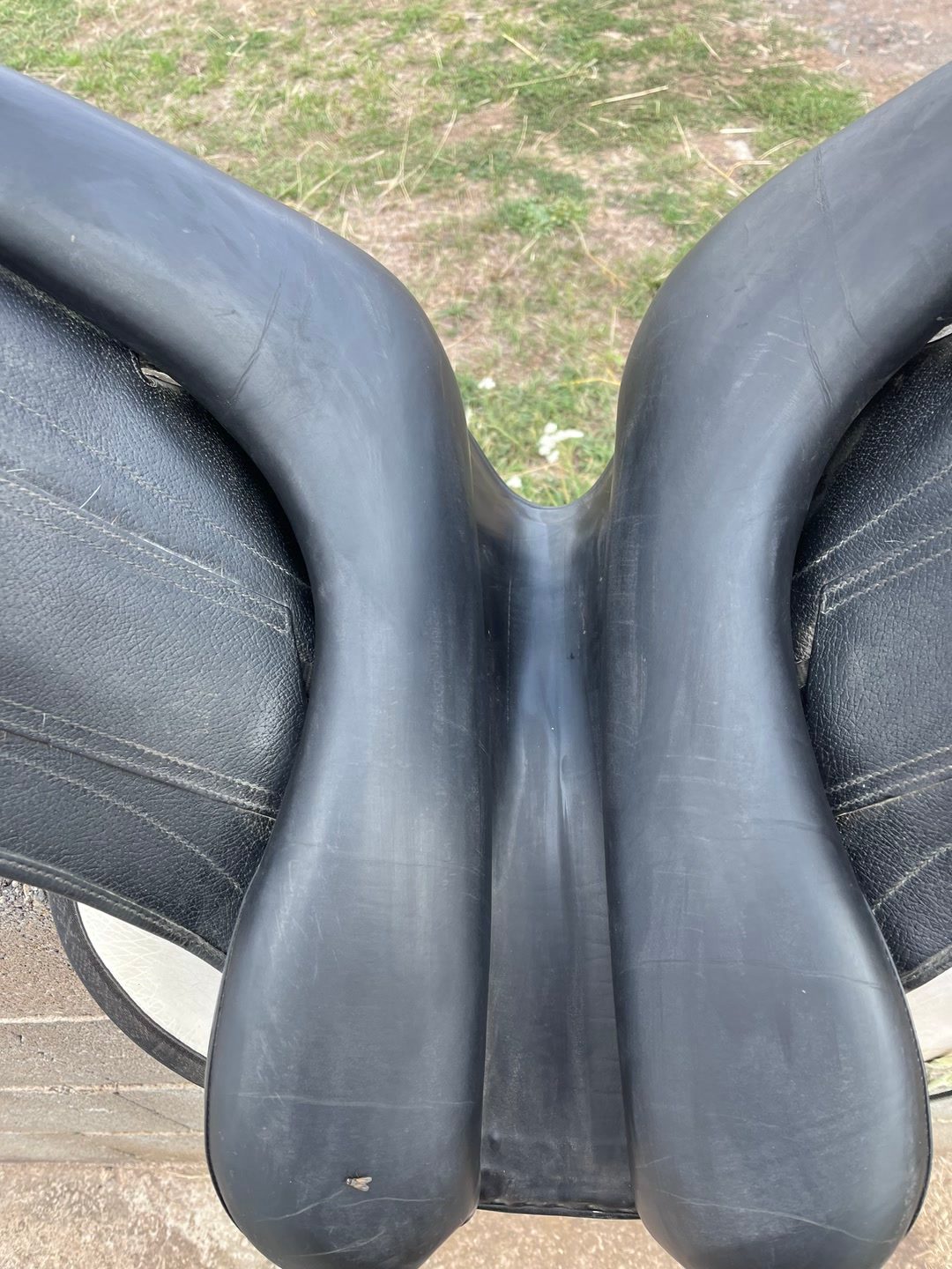 Selle de dressage Childeric, média 2