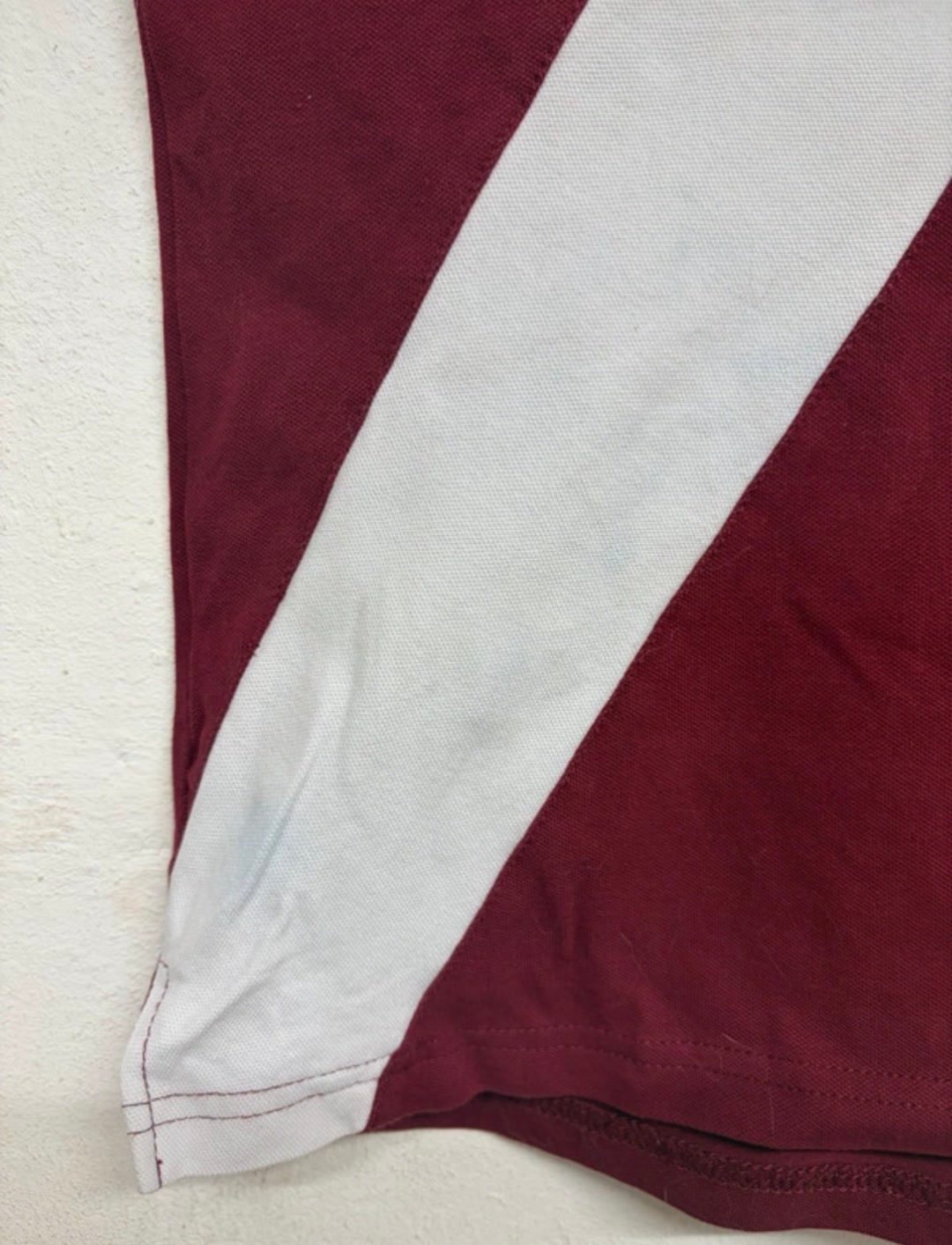 Teeshirt bordeaux, média 4