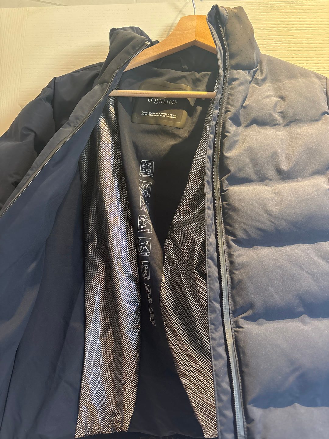 Doudoune equiline bleu marine taille XS neuve, média 9