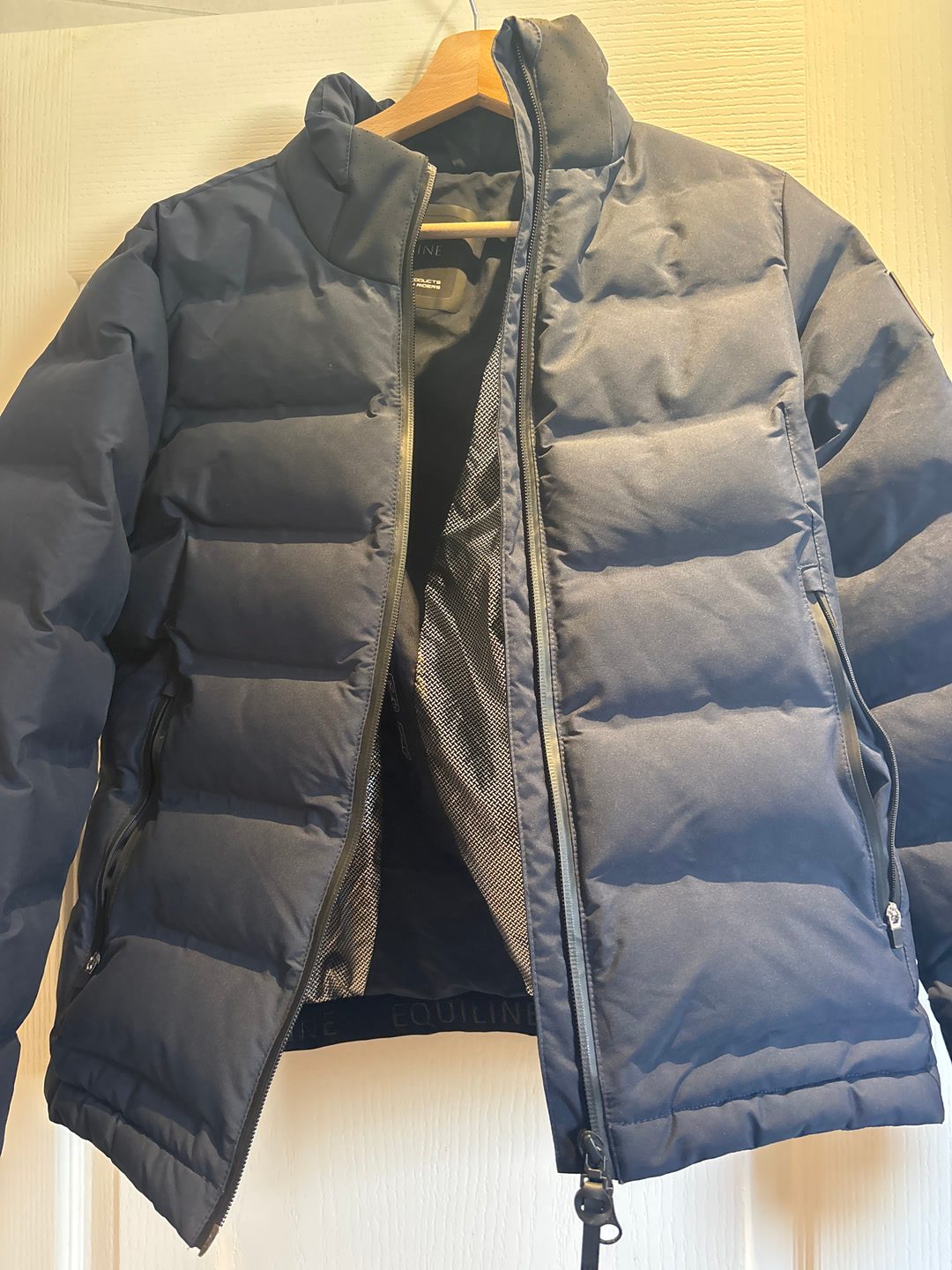 Doudoune equiline bleu marine taille XS neuve, média 8