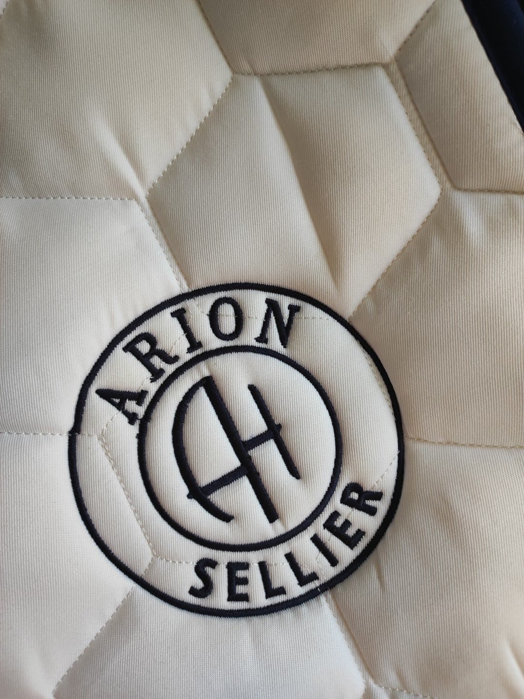 Tapis ARION Sellier blanc, média 5