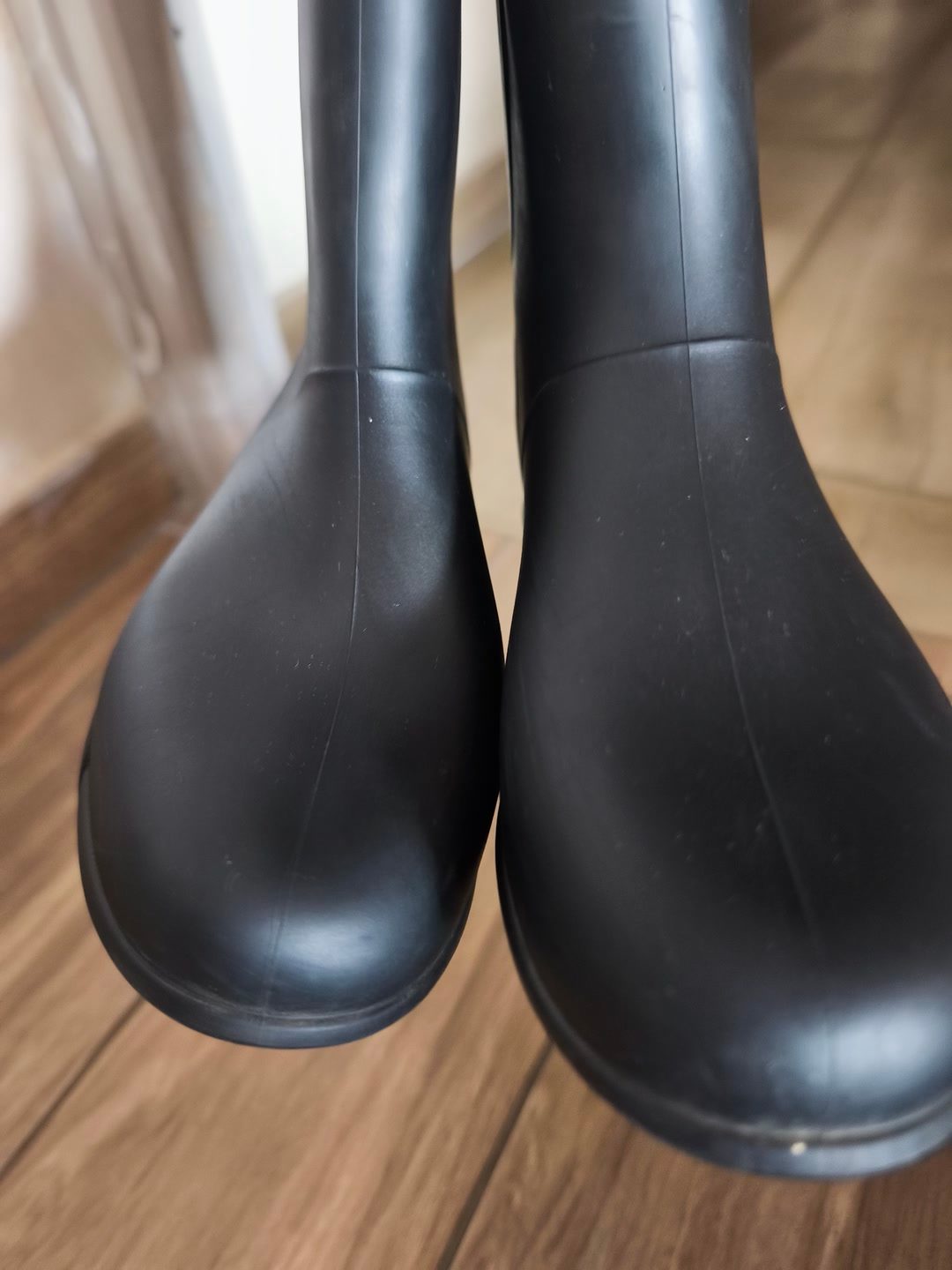 Bottes noires, média 4
