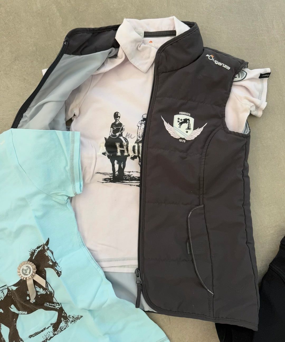 FOUGANZA Lot Équitation 10 12 ans 5 pièces avec veste polaire et veste sans manche petit prix, média 7