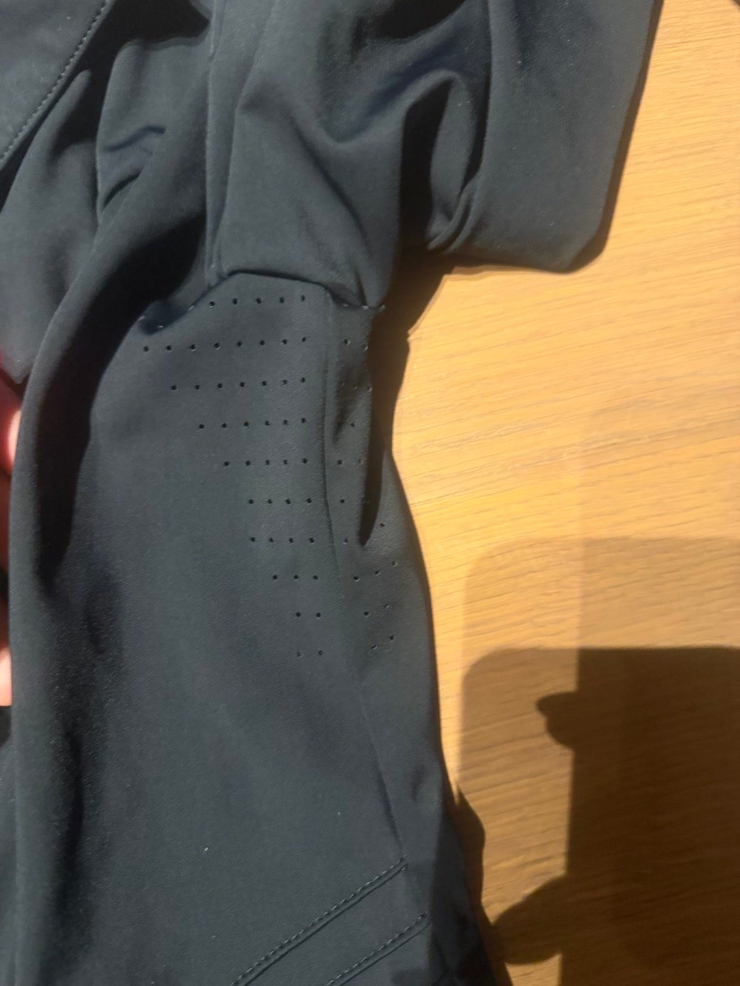 Veste de concours flag and cup neuve, média 2