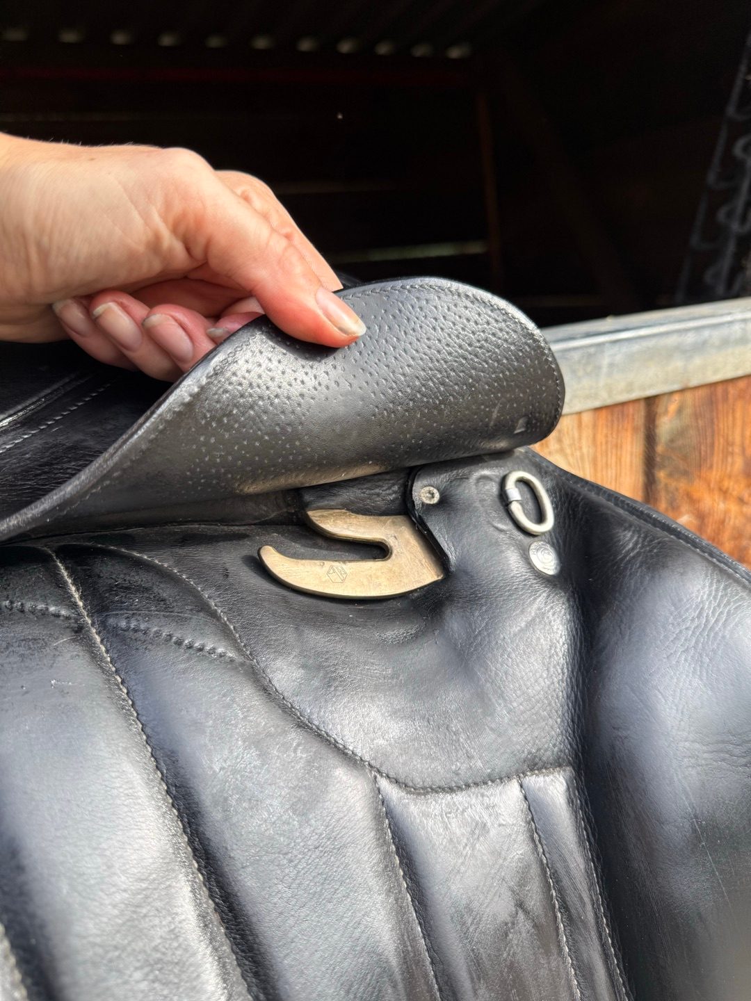 Selle Forestier Séoul 2024 taille 17 toute équipée, média 6