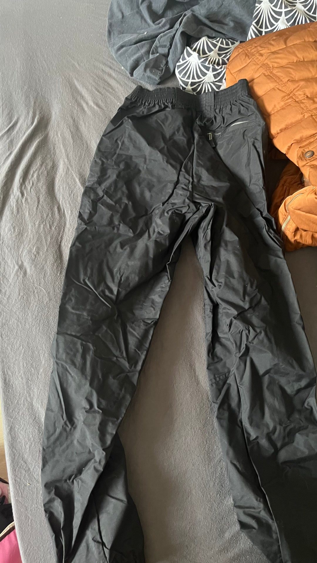 Pantalon de pluie, média 2