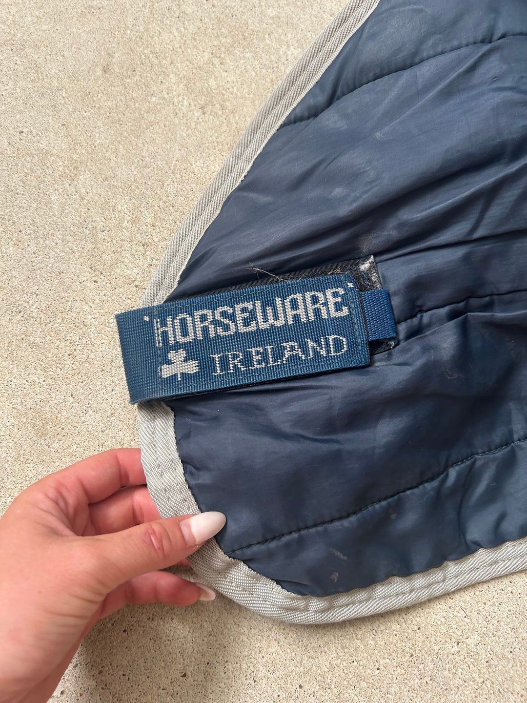 Couverture imperméable, média 4