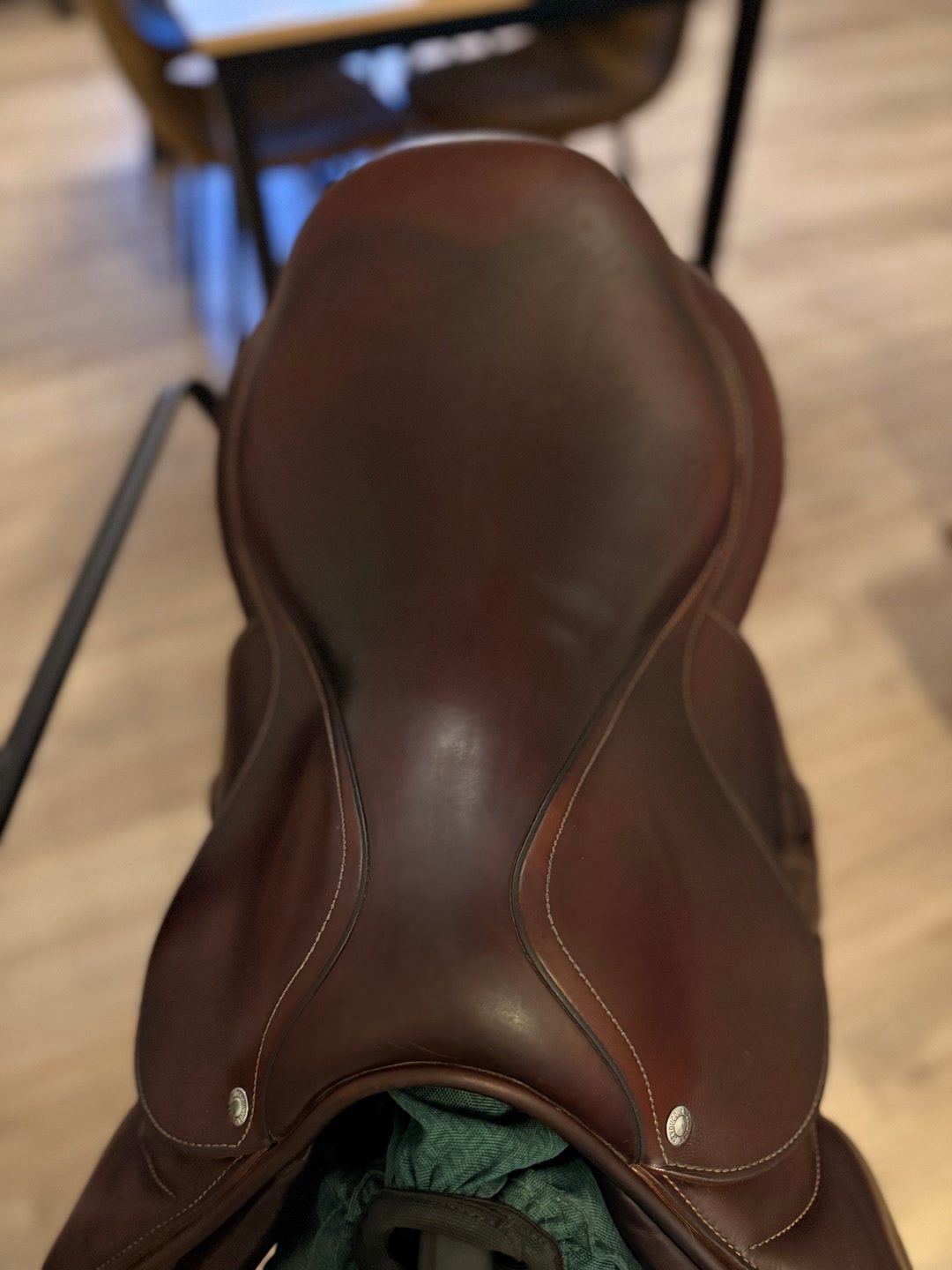 Selle Devoucoux, média 8