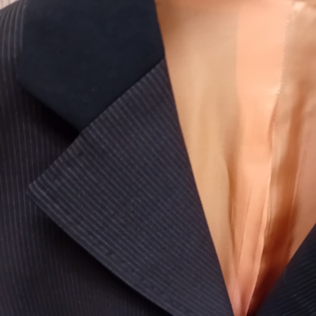 VESTE DE CONCOURS NEUVE T36, média 2