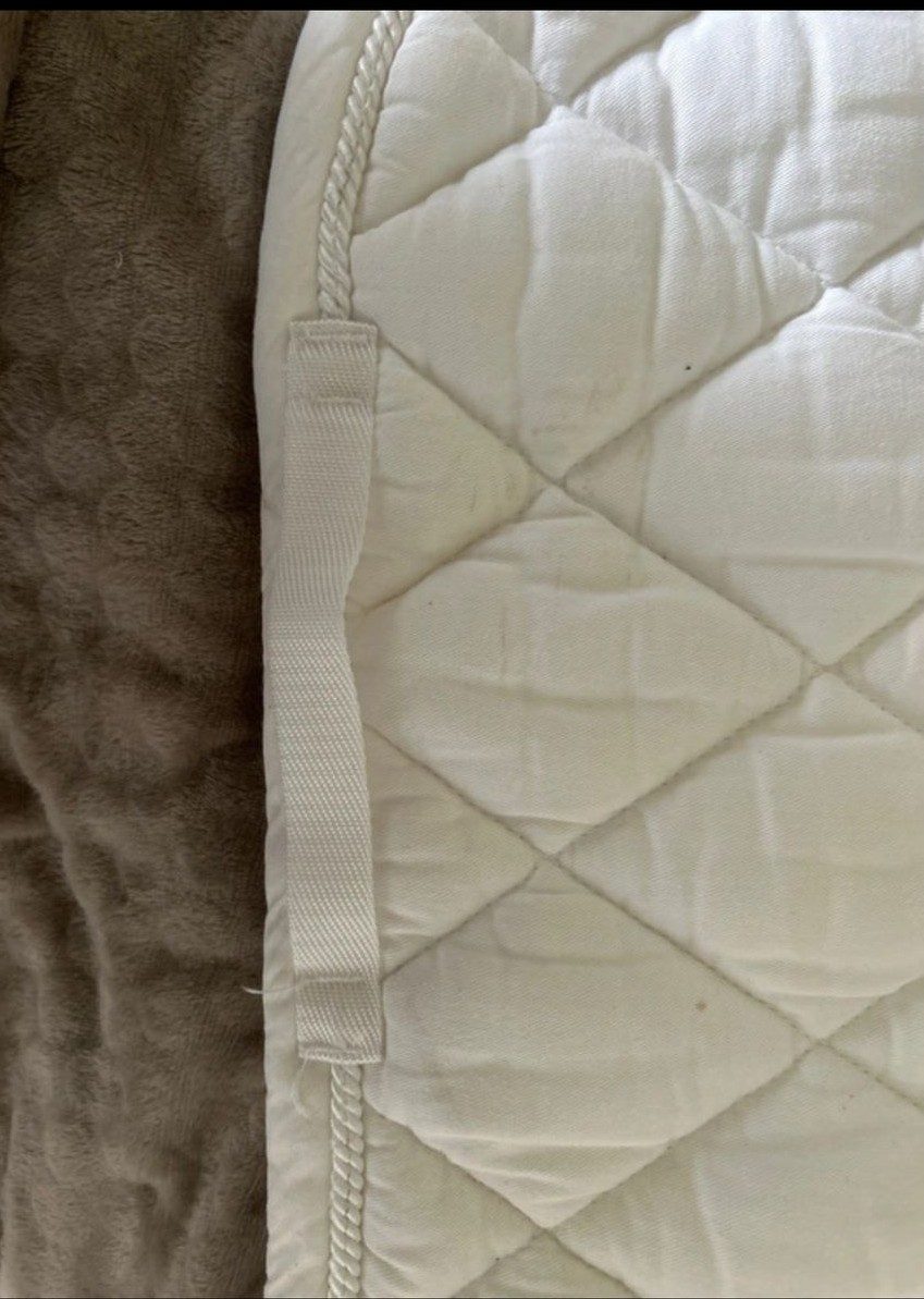 Tapis blanc, média 3