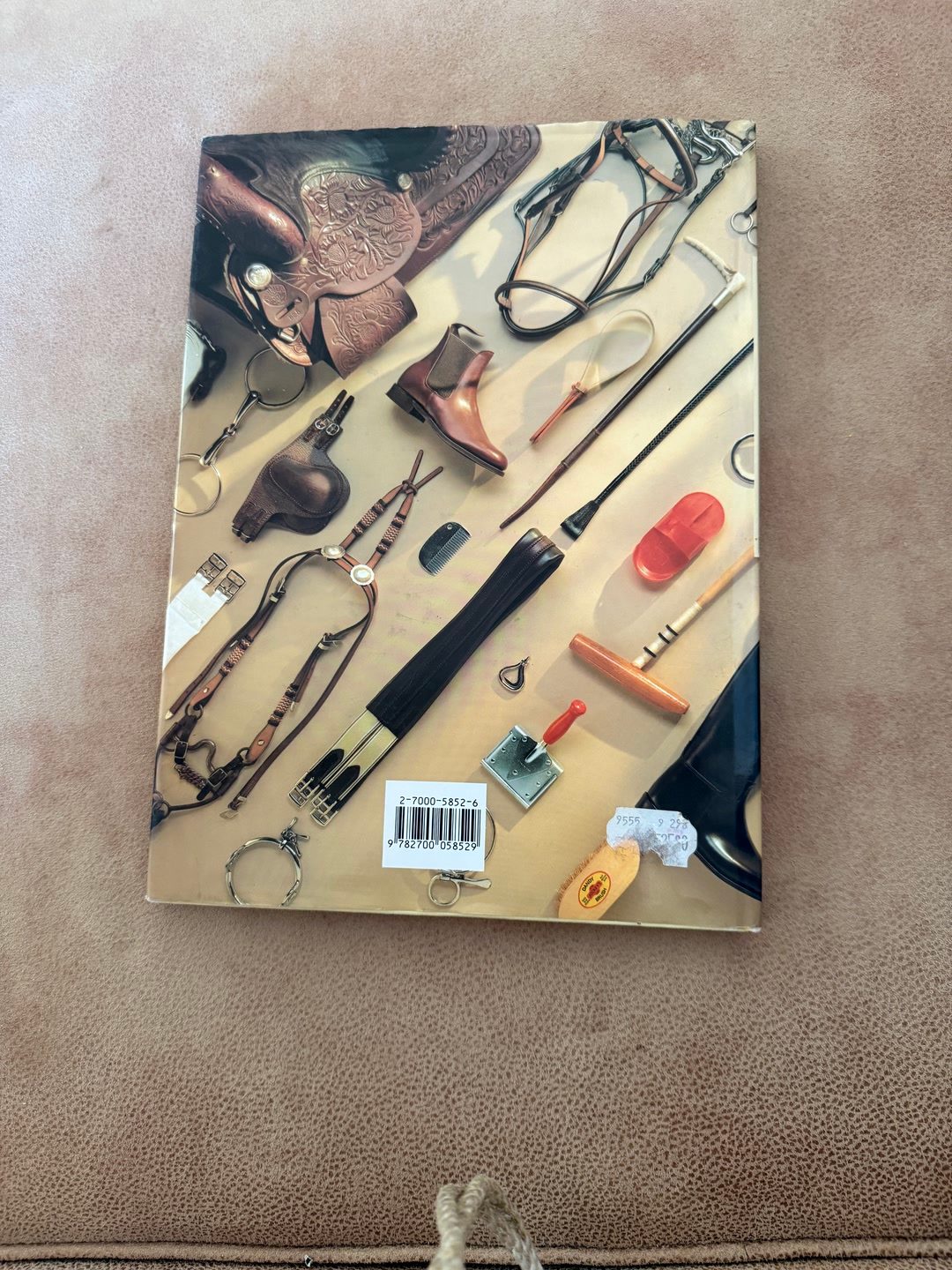 Le Grand Livre du Cheval publié chez Gründ., média 2
