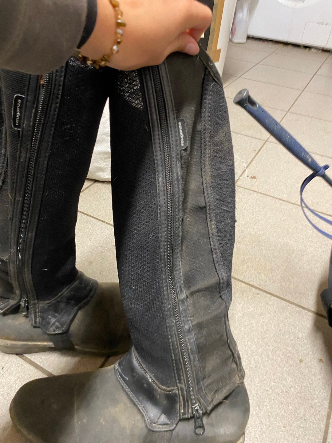 Boots et shaps, média 6