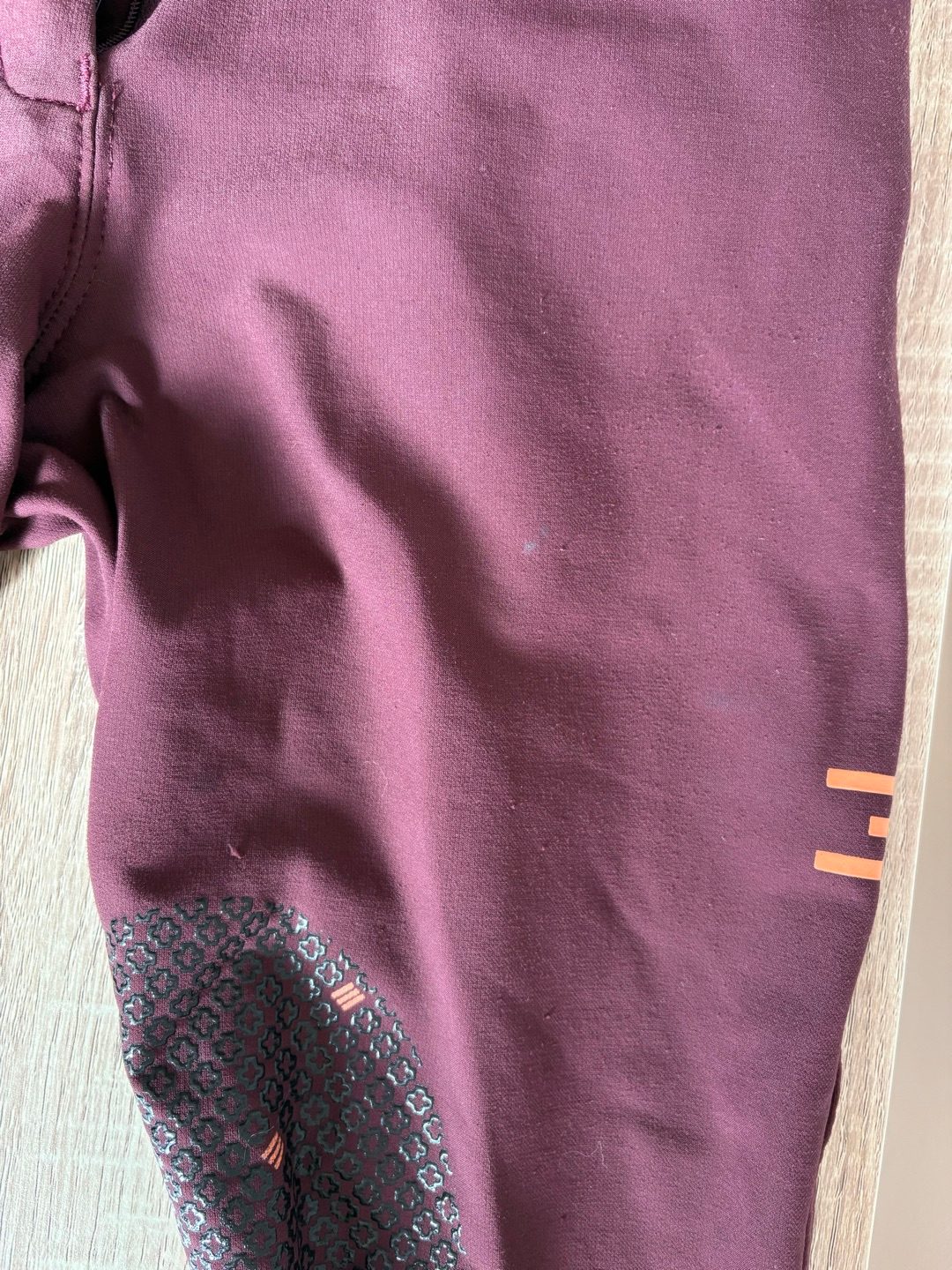 Pantalon GEM prune, média 3