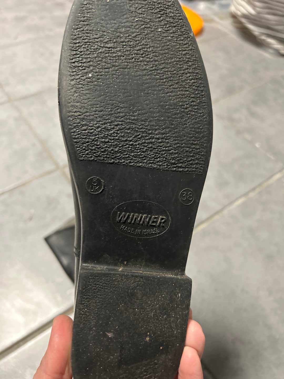 Bottes 38, média 3