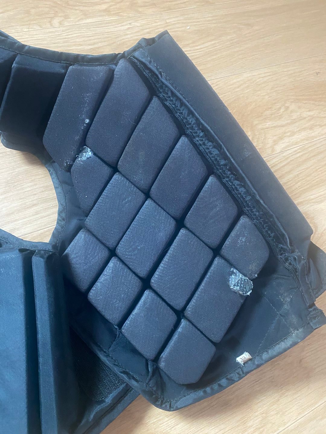 Gilet de cross, média 3