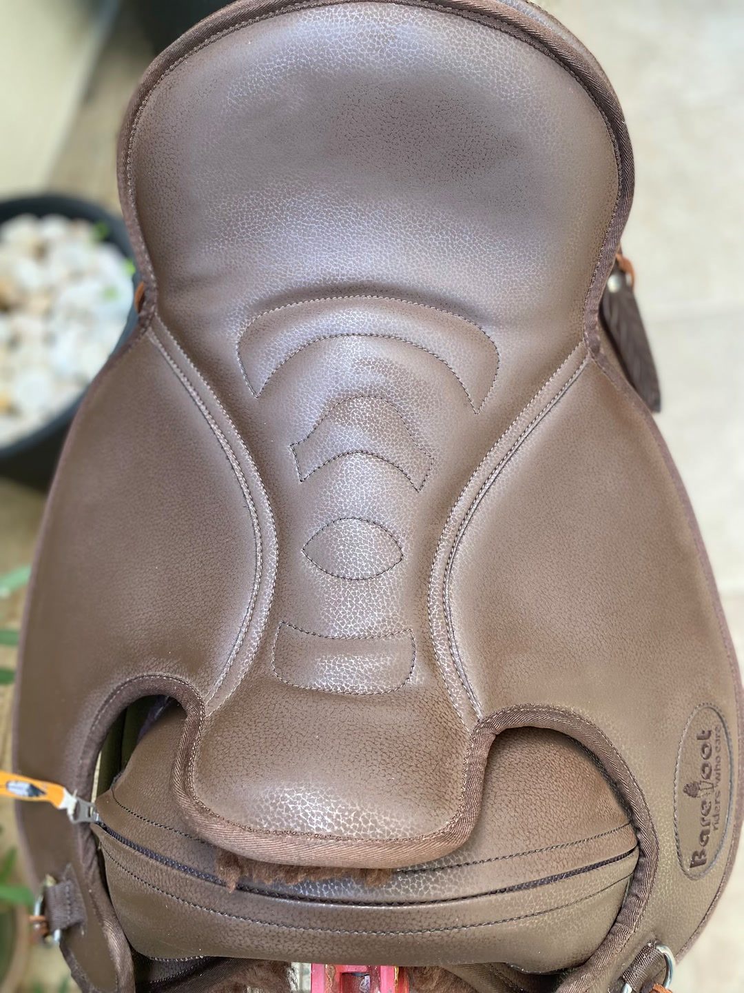 Selle Barefoot Cheyenne, média 3