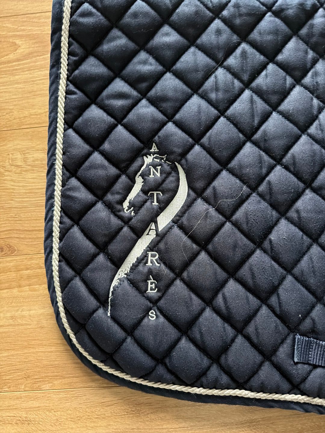 Tapis Antares, média 3
