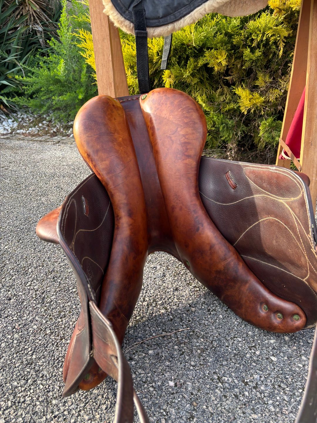 Selle Devoucoux Chiberta 17’, média 4