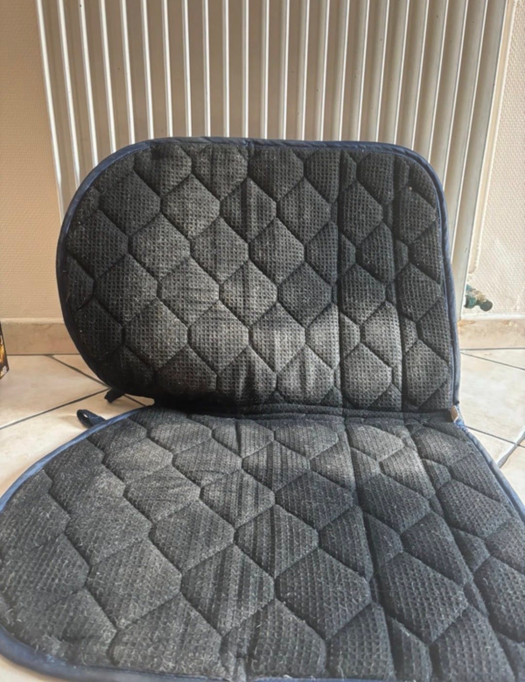 Lot : tapis, guêtres, bonnet, média 7