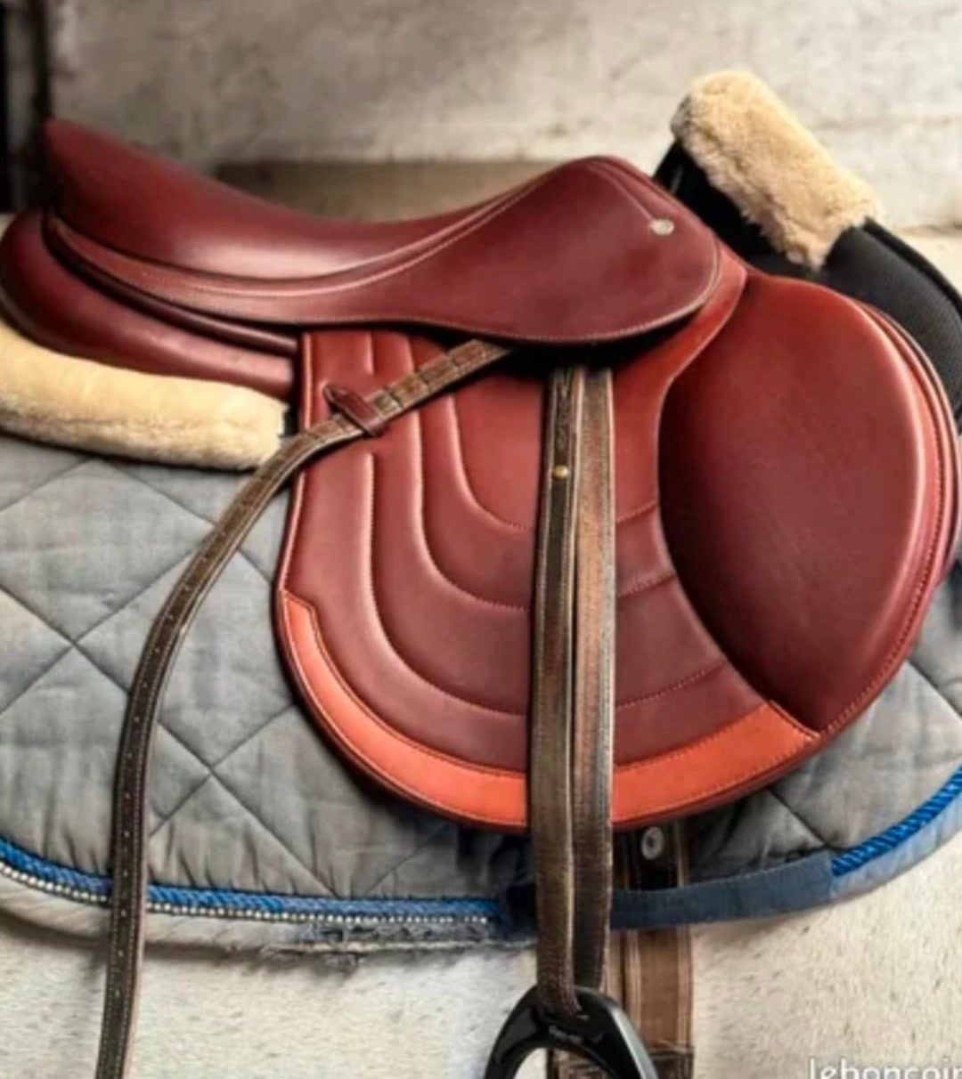 Selle mixte en cuire - neuve, média 2