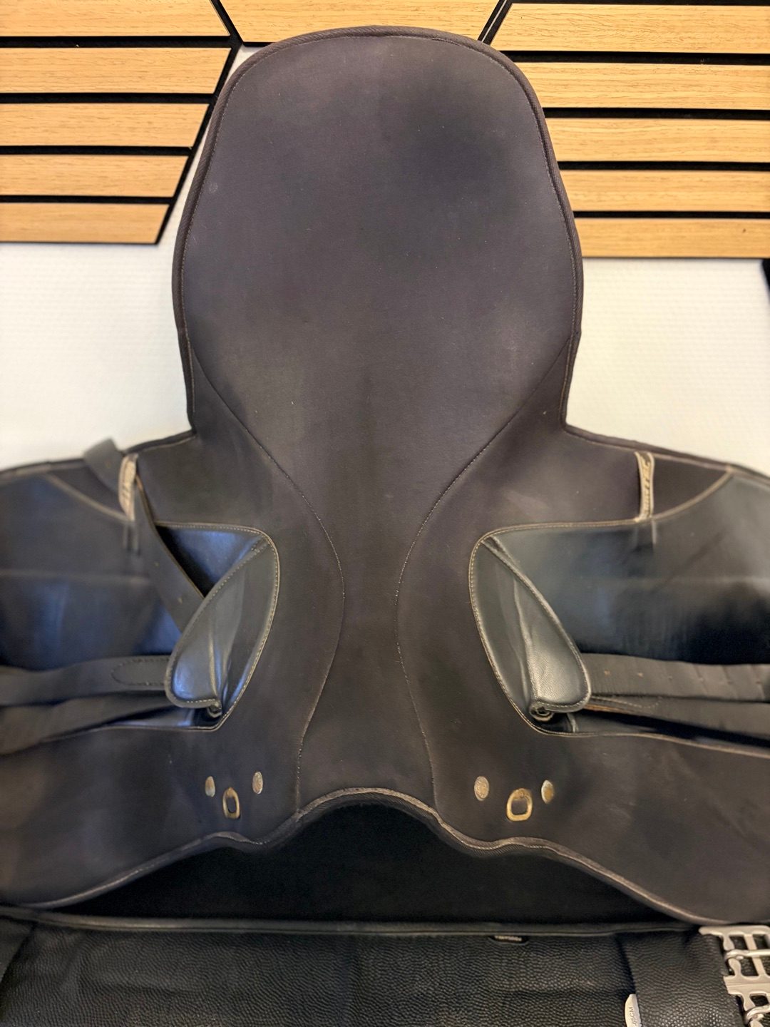 Selle Wintec Dressage 17 pouce, média 6